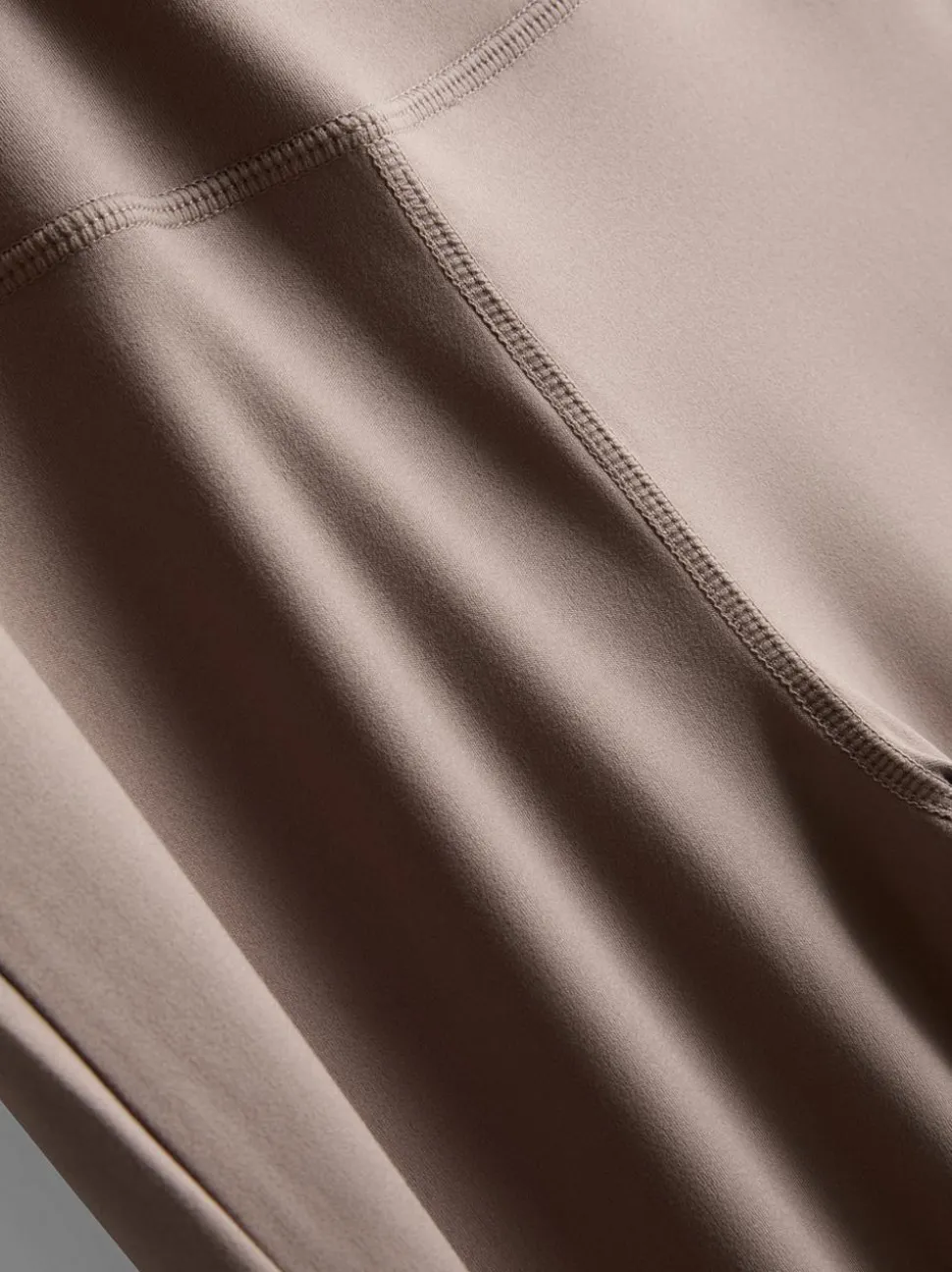 Active-Leggings mit hohem Bund und ausgestelltem Bein