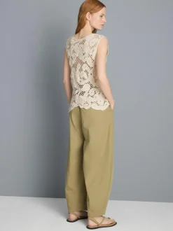 Asymmetrisches Häkeltop aus Strick