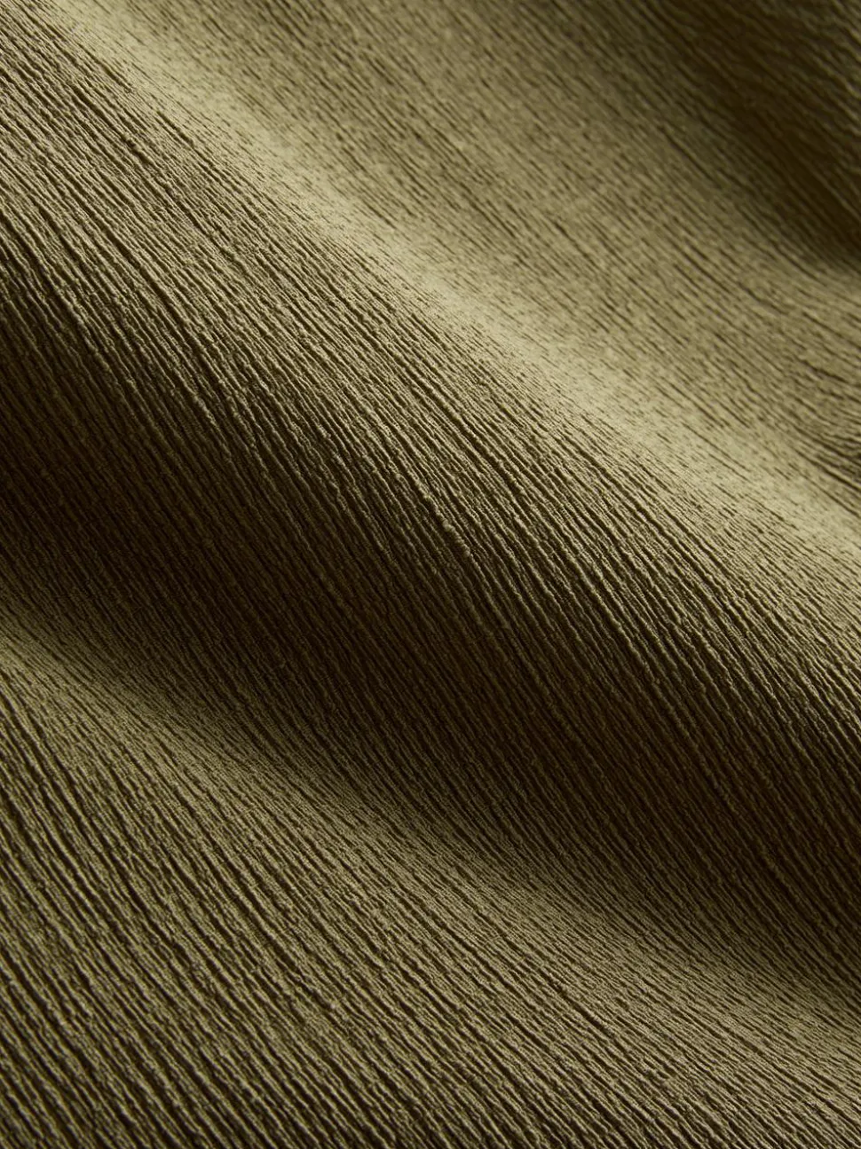 Asymmetrisches Top in Knitteroptik