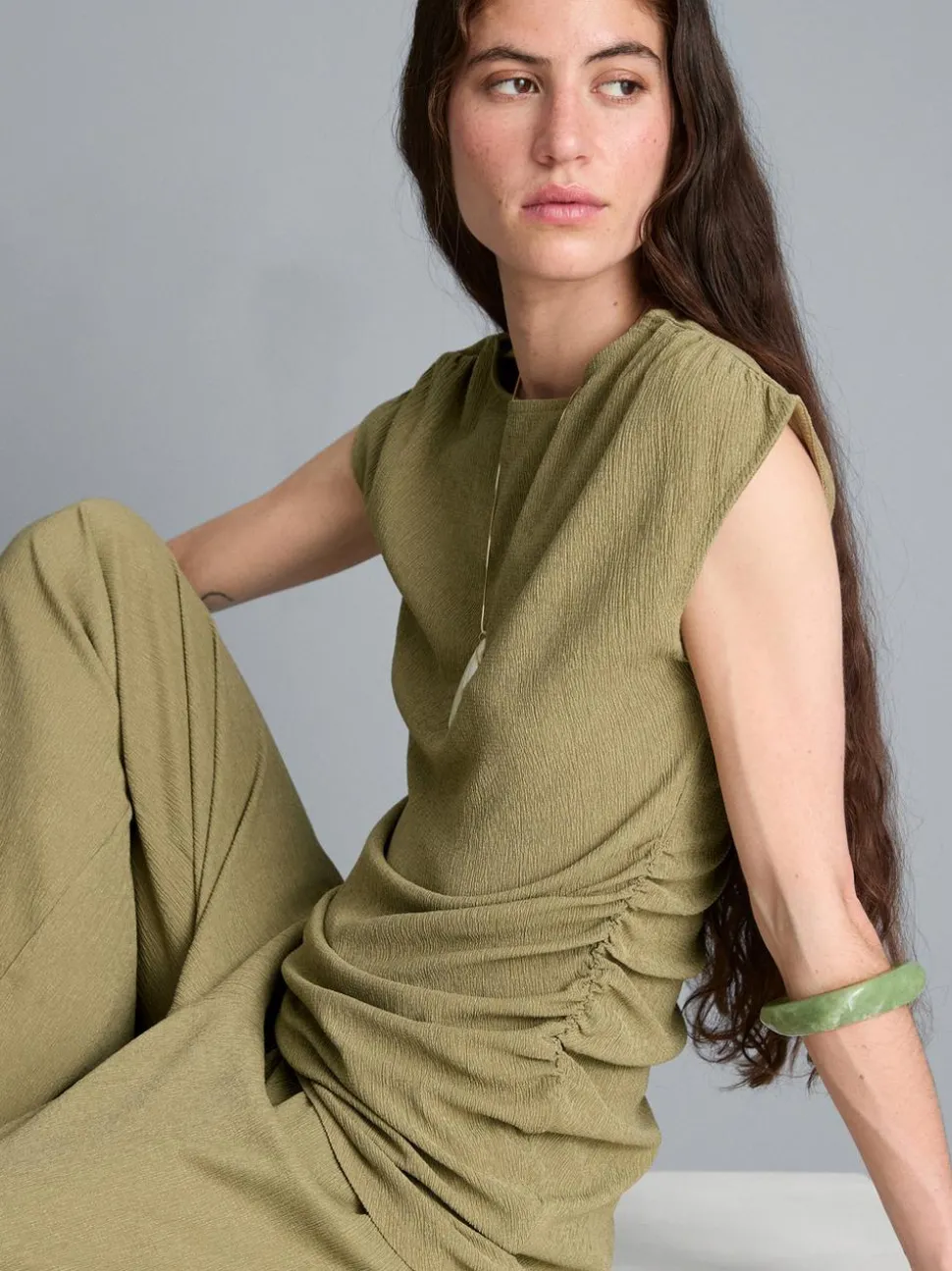 Asymmetrisches Top in Knitteroptik