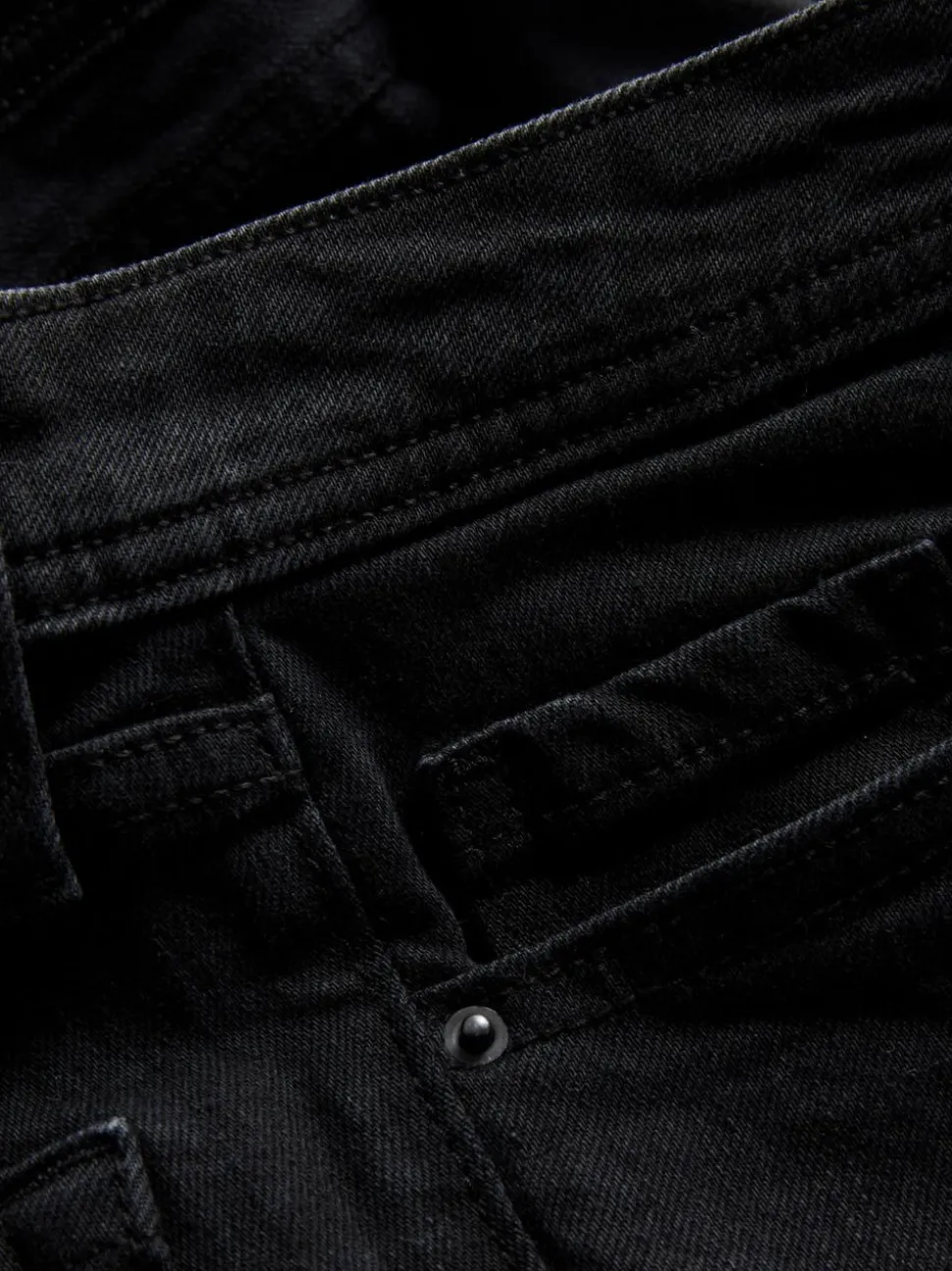 Ausgestellte Jeans aus Baumwoll-Denim mit mittlerer Leibhöhe