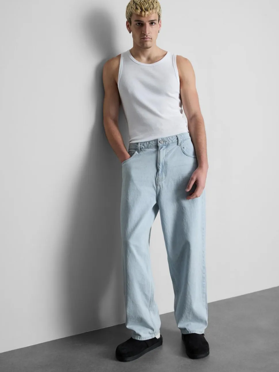 Baggy-Jeans mit mittlerer Leibhöhe