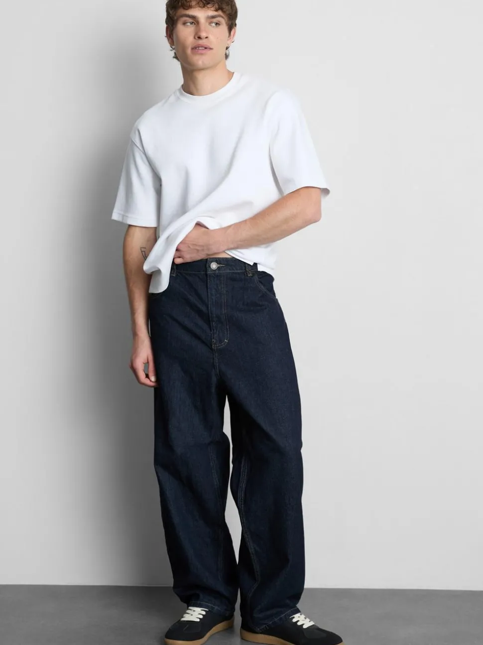 Baggy-Jeans mit mittlerer Leibhöhe