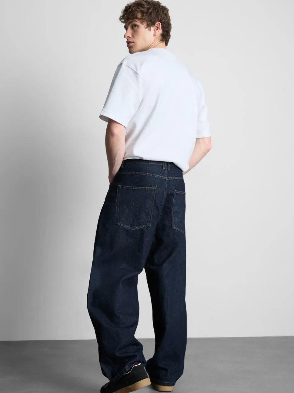 Baggy-Jeans mit mittlerer Leibhöhe