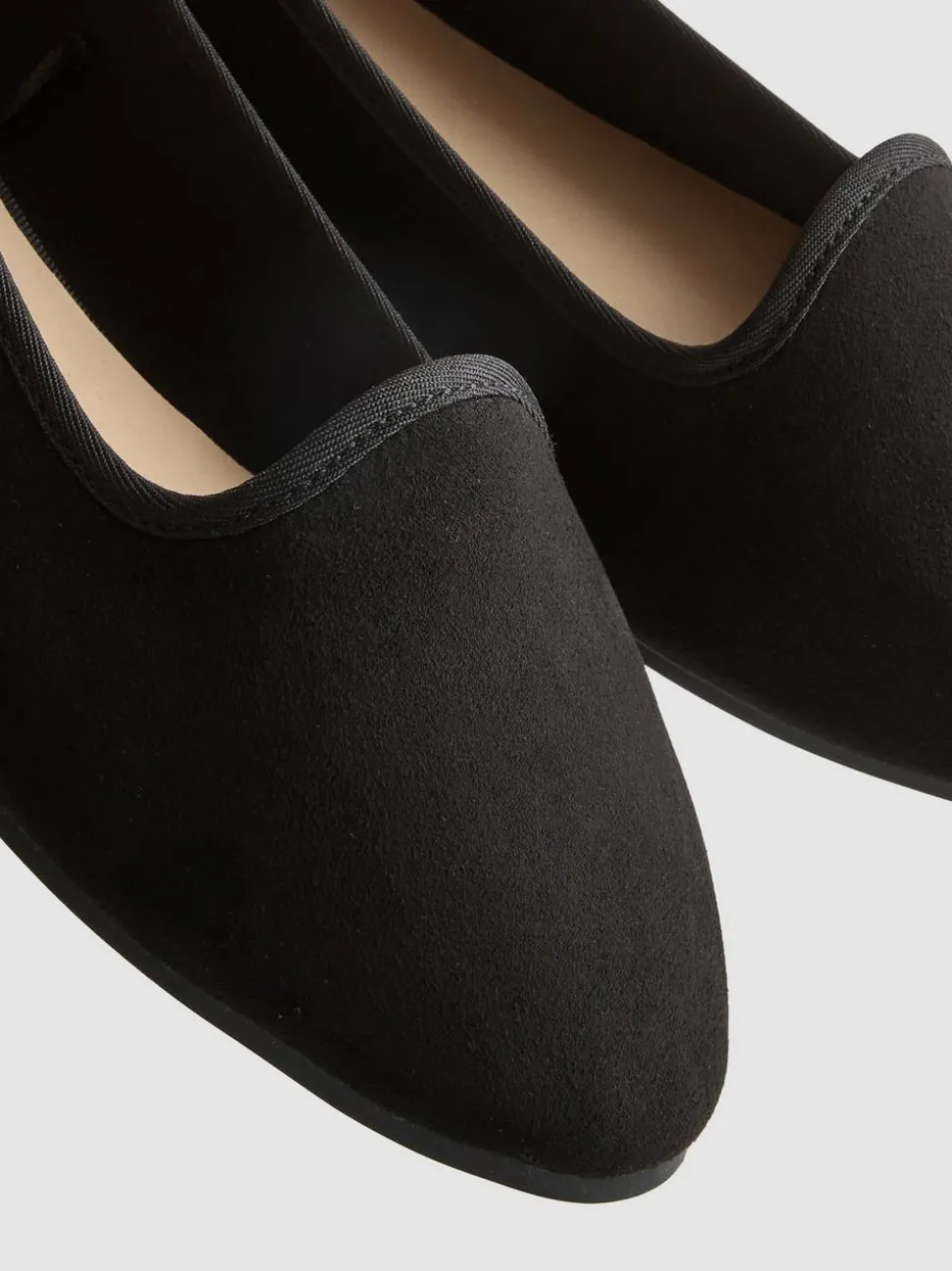 Ballerinas aus Wildleder