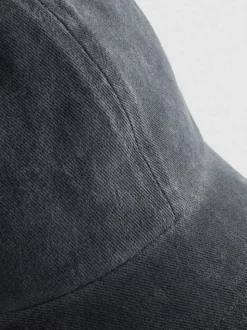 Basecap im Washed-Look
