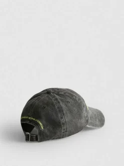 Basecap mit „The Exorcist“ Stickerei