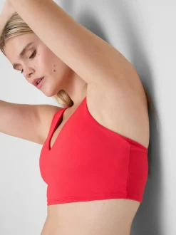 Bauchfreies Active-Top mit V-Ausschnitt und Racerback