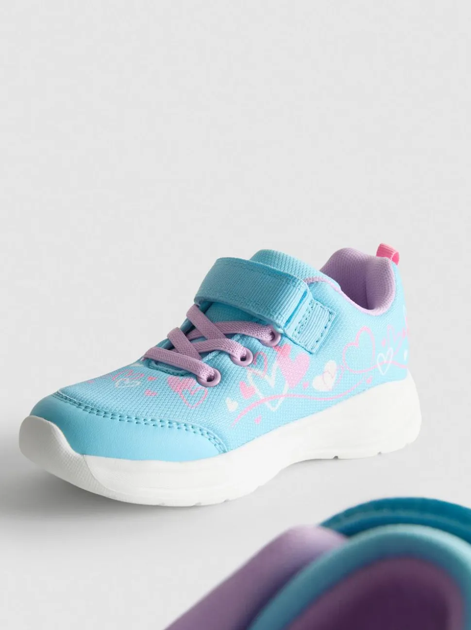 Bedruckte Low-Top-Sneaker