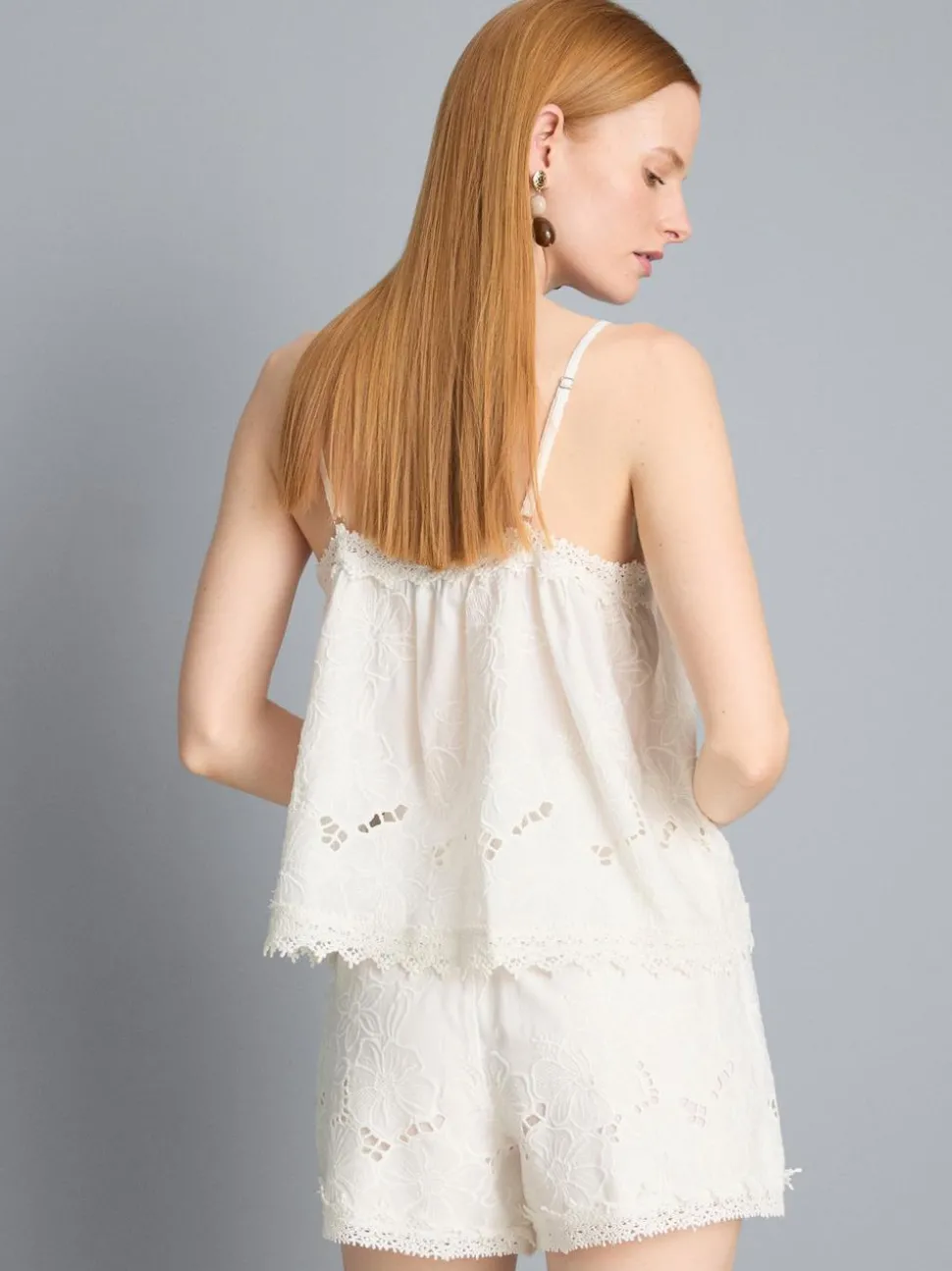 Bestickte Baumwollshorts mit hohem Bund