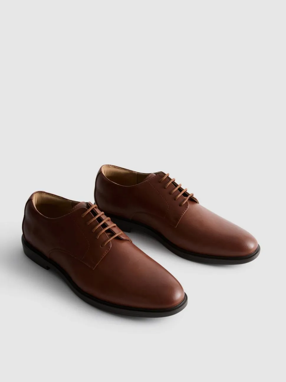 Derbyschuhe zum Schnüren