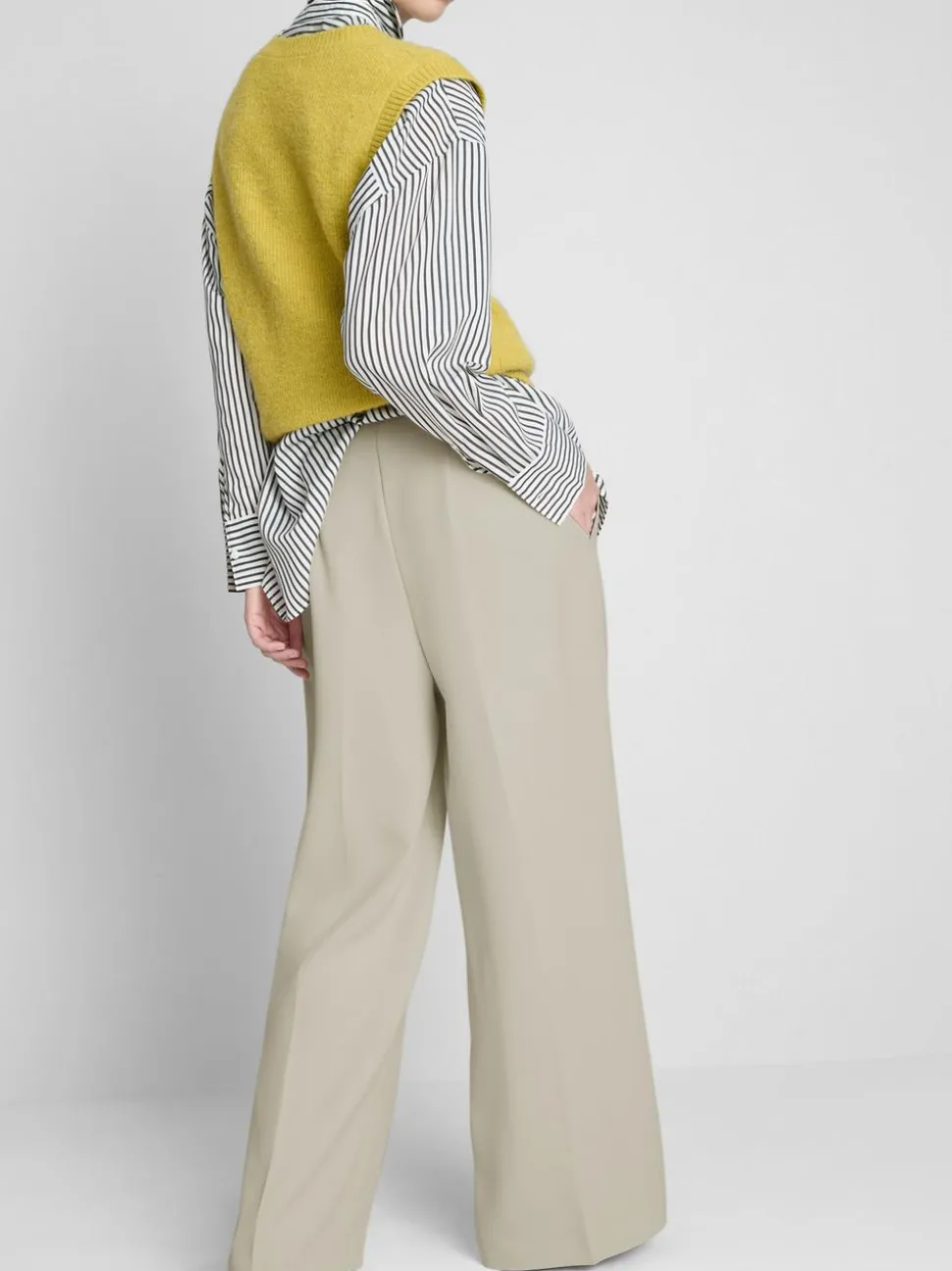 Elegante Hose mit weitem Bein