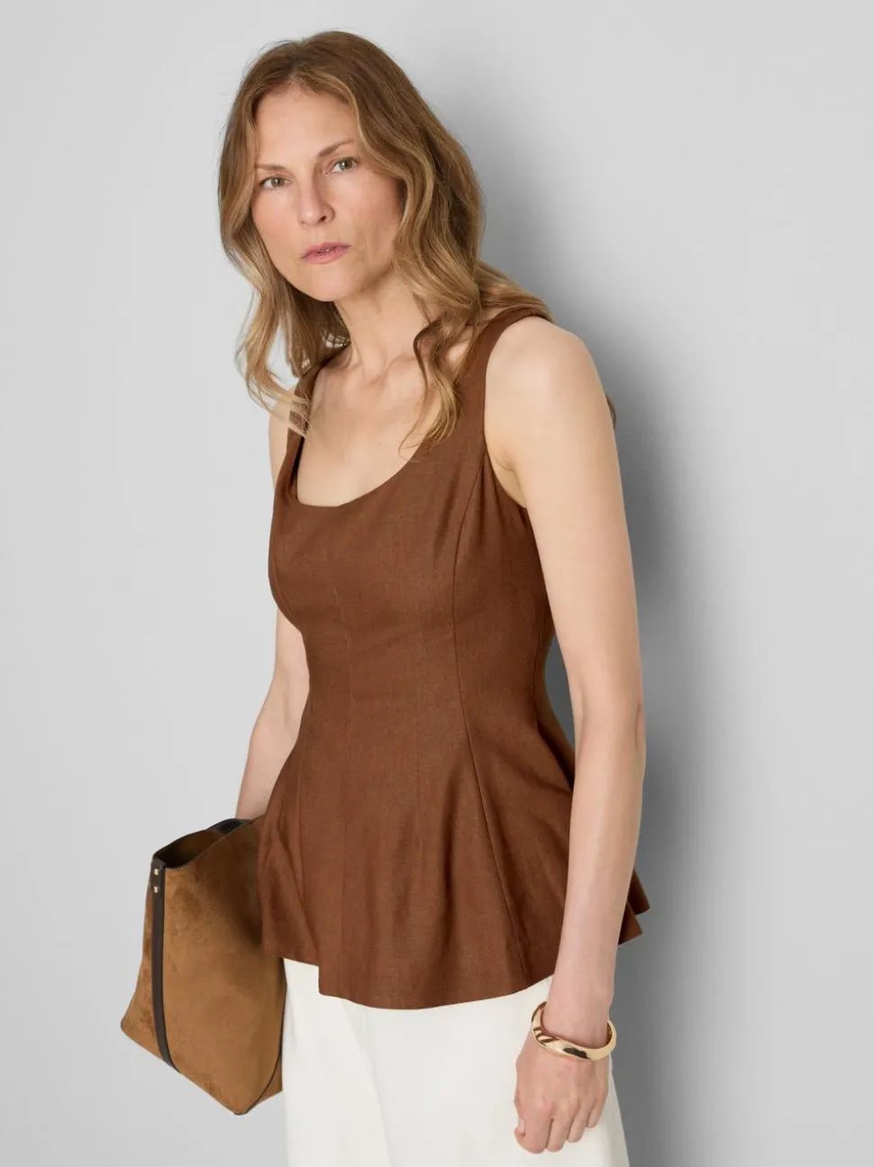 Elegantes Top aus Leinengemisch mit Schößchen