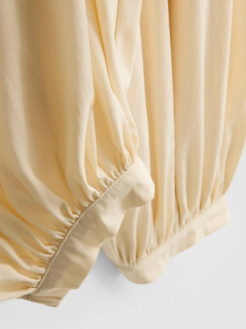 Fallschirmhose mit hohem Bund