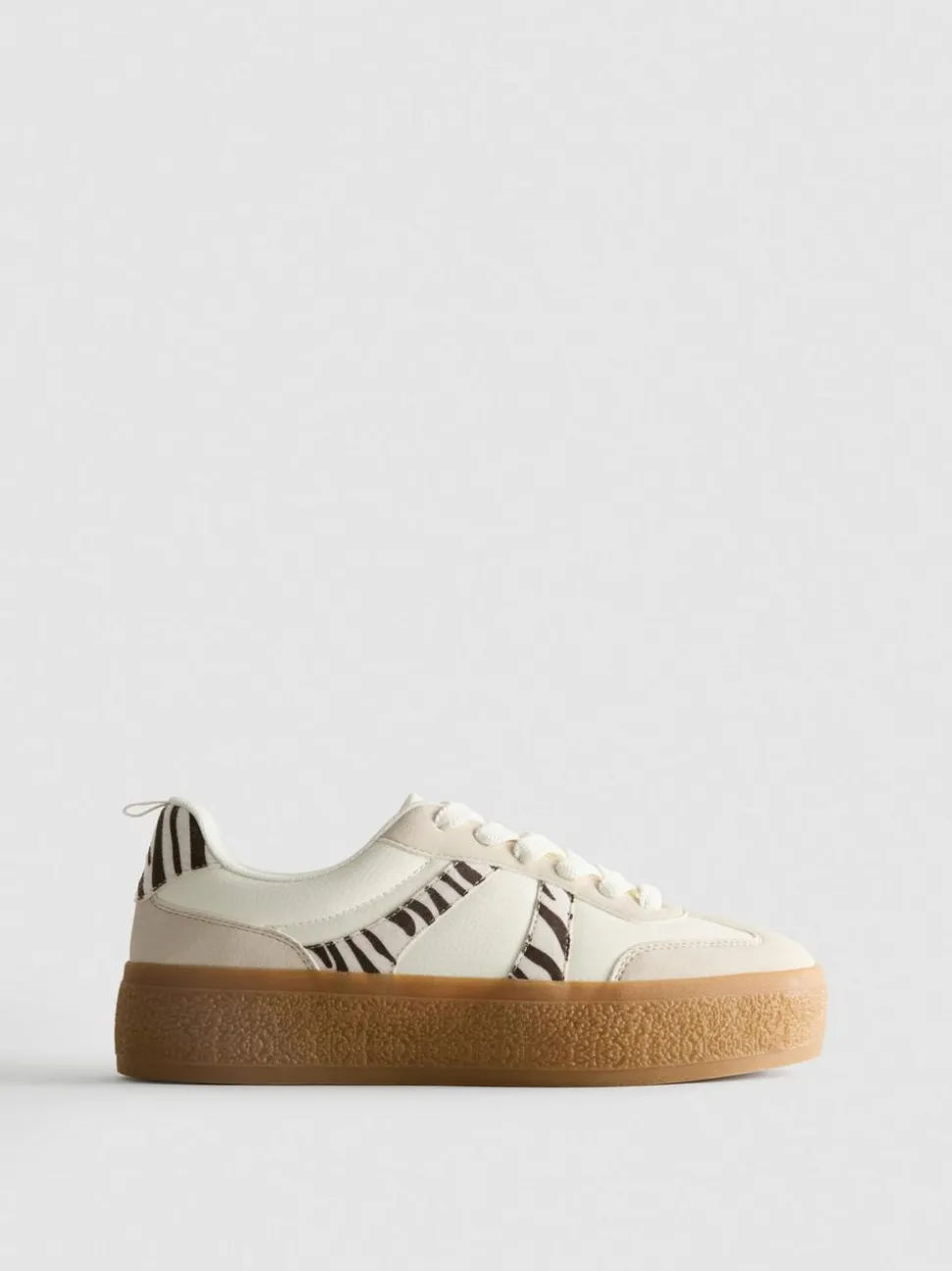 Flatform-Sneaker mit Gummisohle