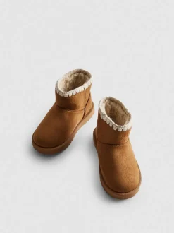 Gefütterte Stiefeletten