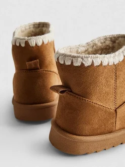 Gefütterte Stiefeletten