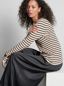 Gerippter Pullover mit Rundhalsausschnitt