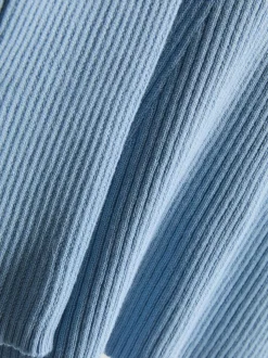 Gerippter Pullover mit V-Ausschnitt