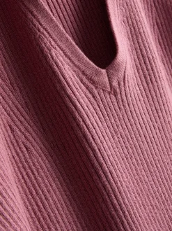 Gerippter Pullover mit V-Ausschnitt