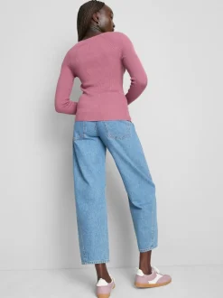 Gerippter Pullover mit V-Ausschnitt