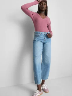 Gerippter Pullover mit V-Ausschnitt