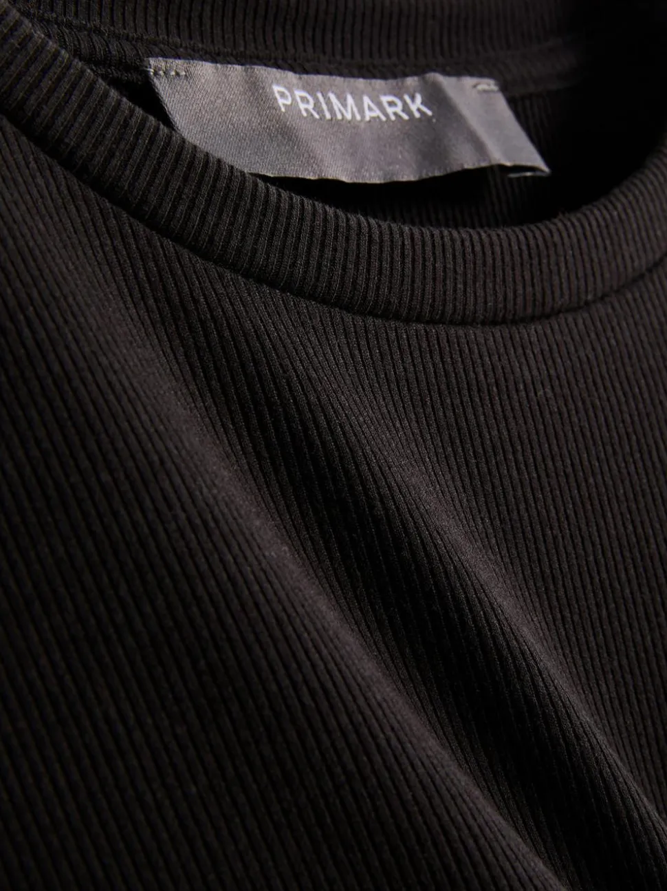 Geripptes Bodycon-T-Shirt-Kleid in Minilänge