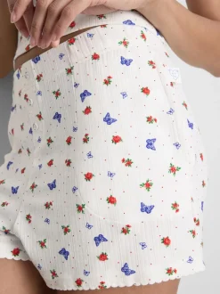 Gerippte Schlafshorts mit Schmetterlingsmuster