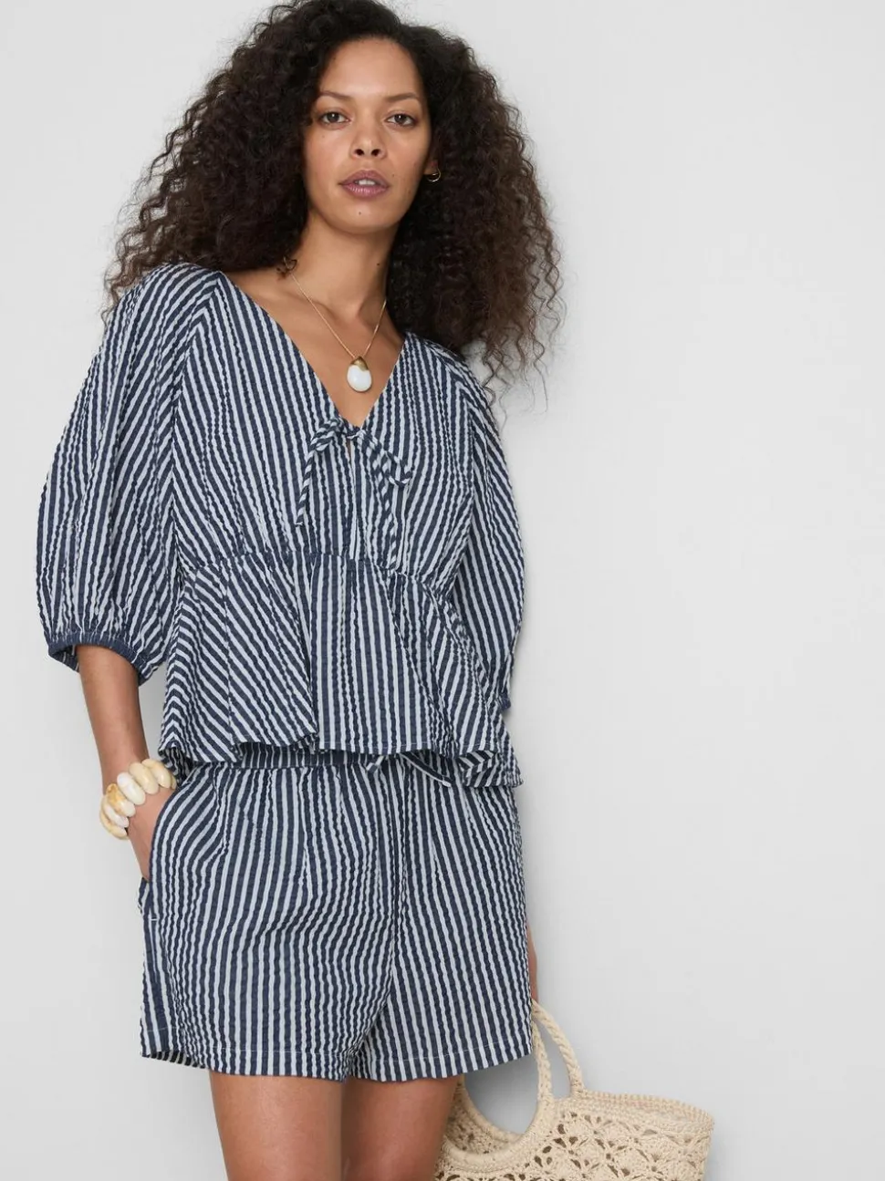 Gestreifte „Paula Echevarría“ Seersucker-Bluse mit Puffärmeln