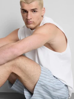 Gestreifter Schlafanzug mit Shorts