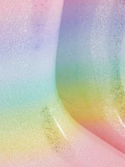 Glitzernde Gummistiefel im Ombré-Look