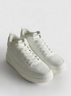 High-Top-Sneaker