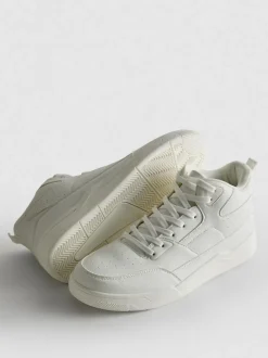 High-Top-Sneaker