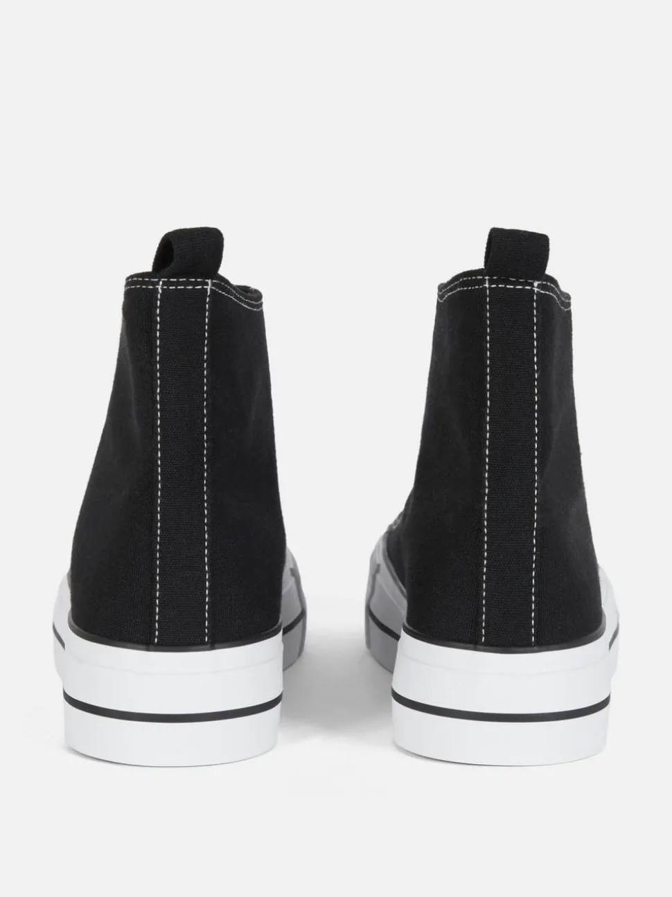 High-Top-Sneaker aus Canvas mit flacher Plateausohle
