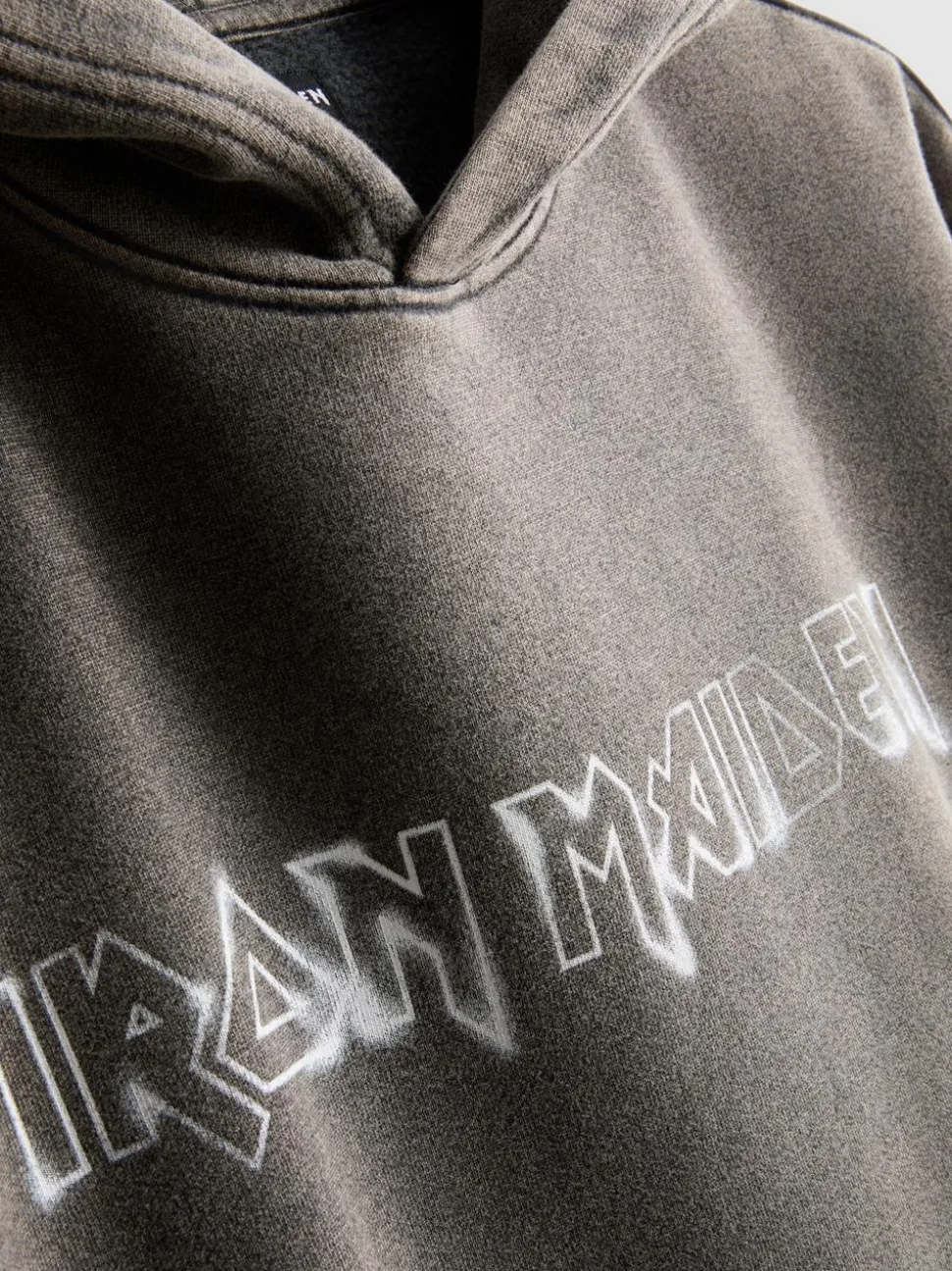 Hoodie mit „Iron Maiden“ Grafik