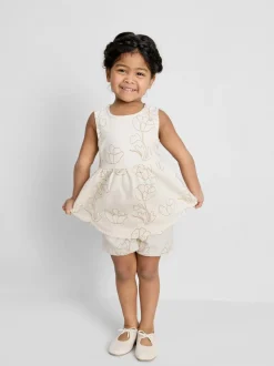 1,5–8 Jahre | Besticktes Set aus ärmelloser Jeansbluse und Shorts