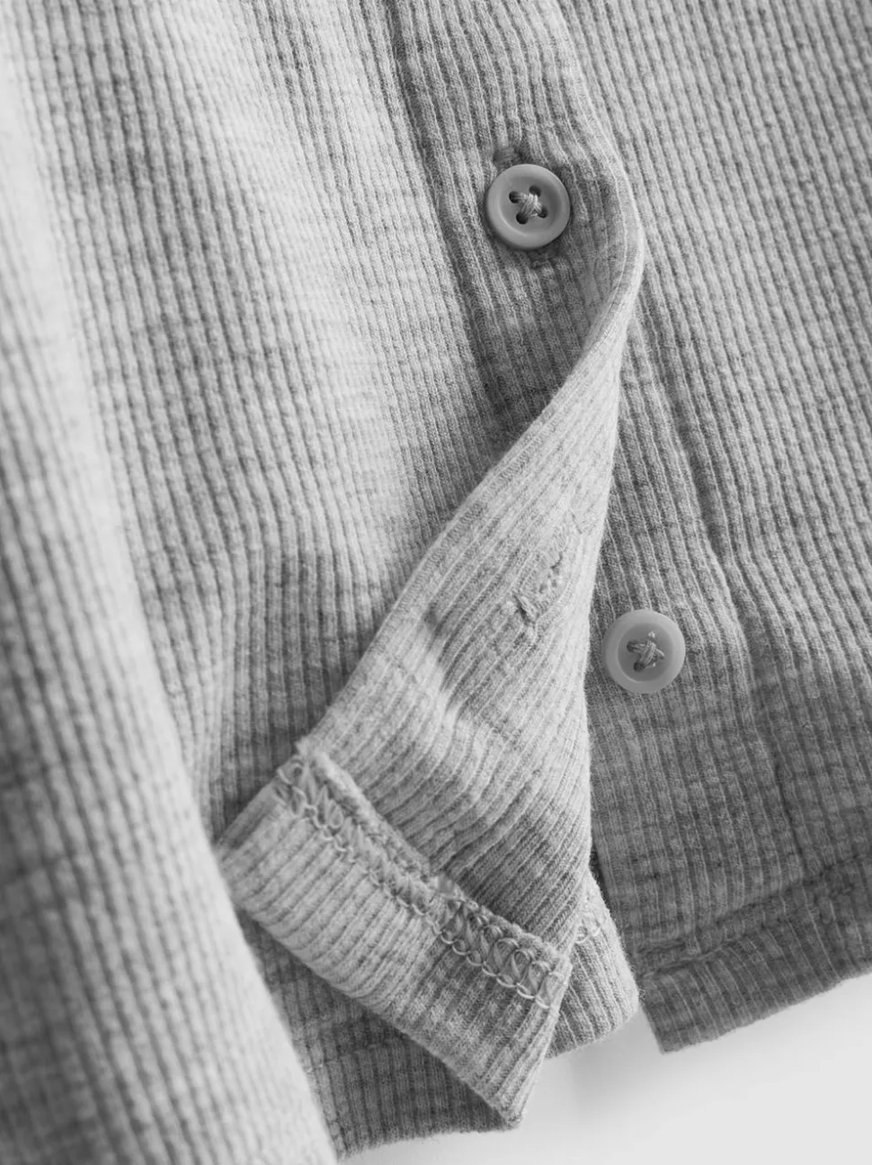 7–15 Jahre | Geripptes T-Shirt