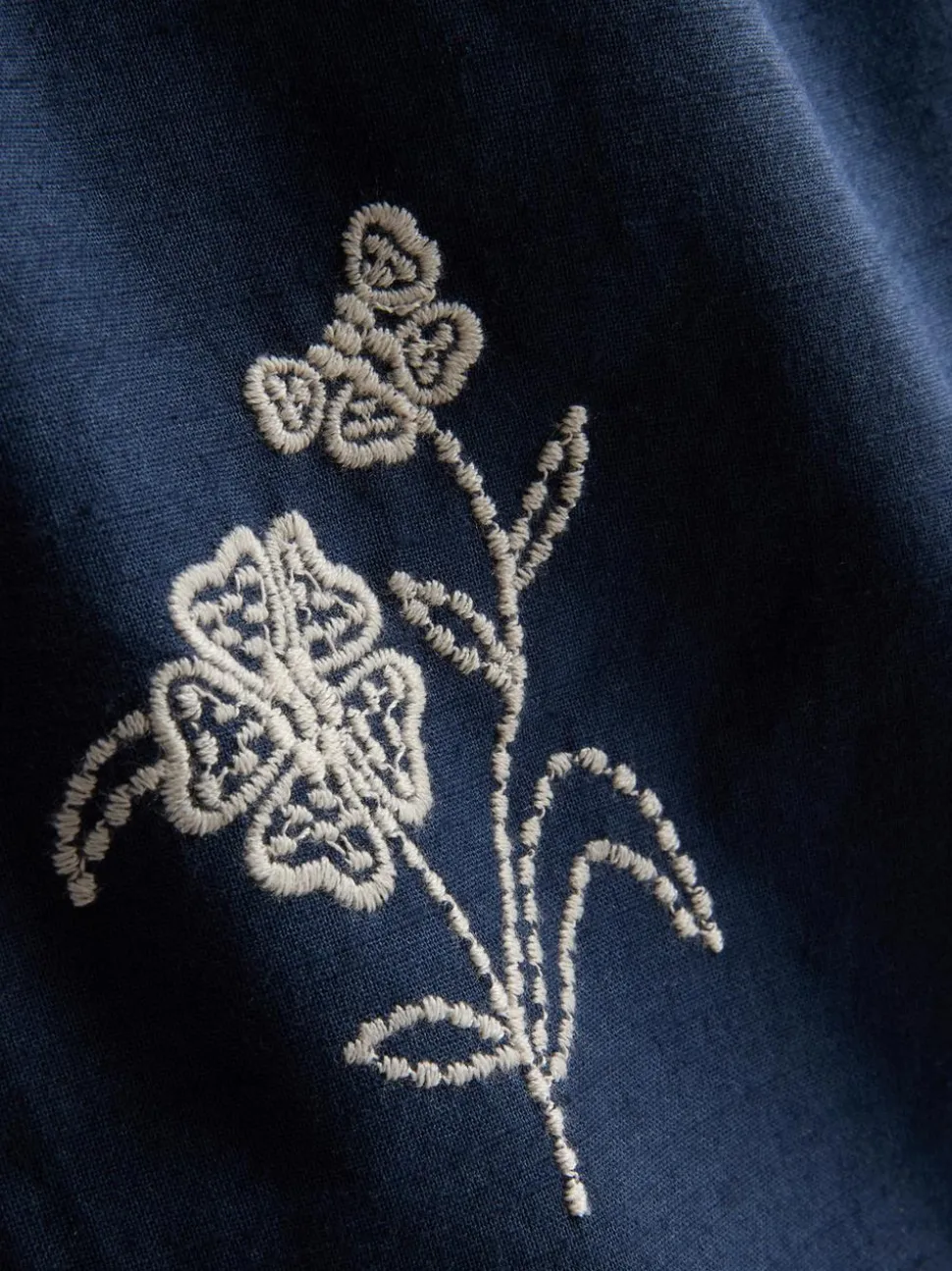 1,5–9 Jahre | Hose mit Blumenstickerei