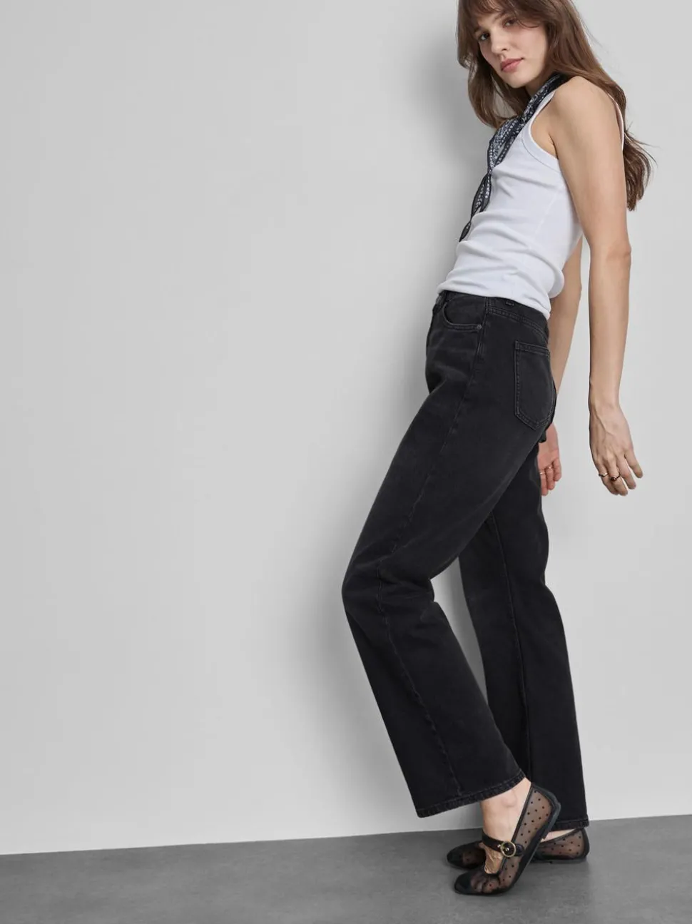 Jeans mit hohem Bund und geradem Bein