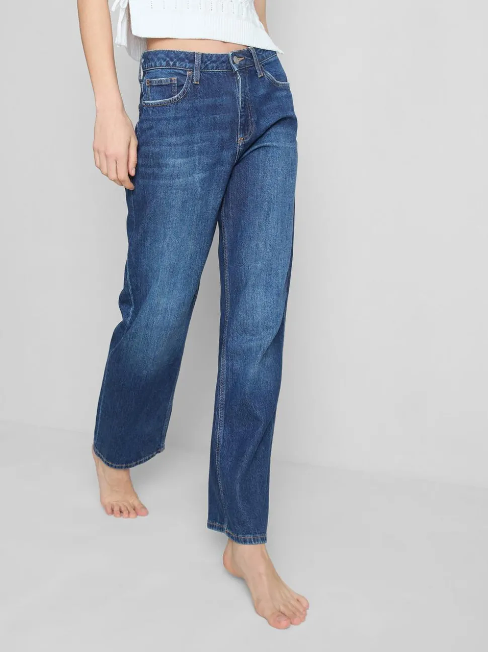 Jeans mit hohem Bund und geradem Bein