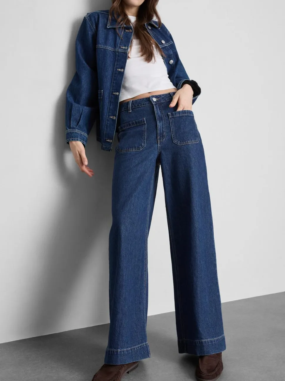 Jeans mit weitem Bein und Vordertaschen