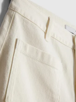 Jeans mit weitem Bein und Vordertaschen