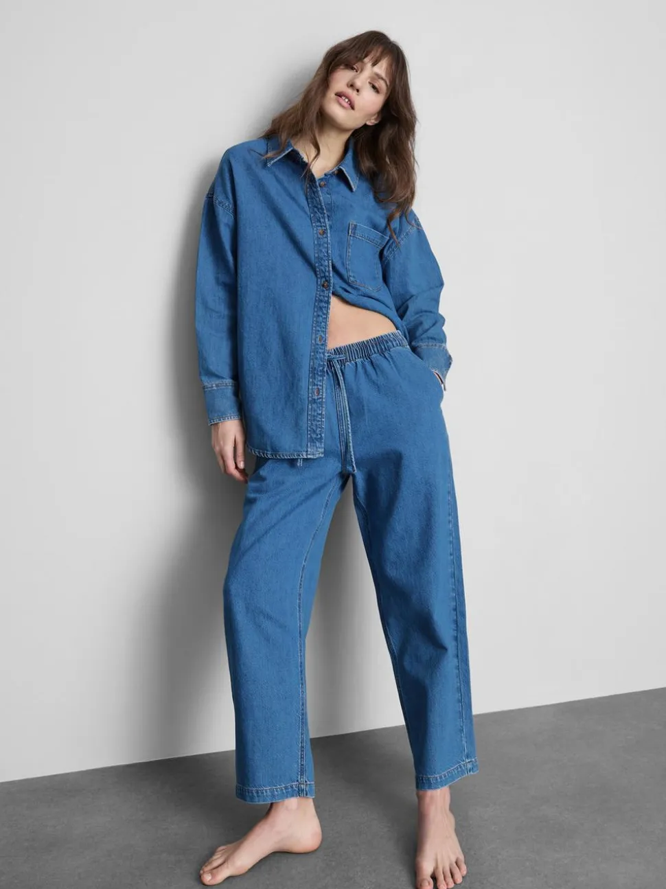 Jogginghose aus Baumwoll-Denim in konischer Form