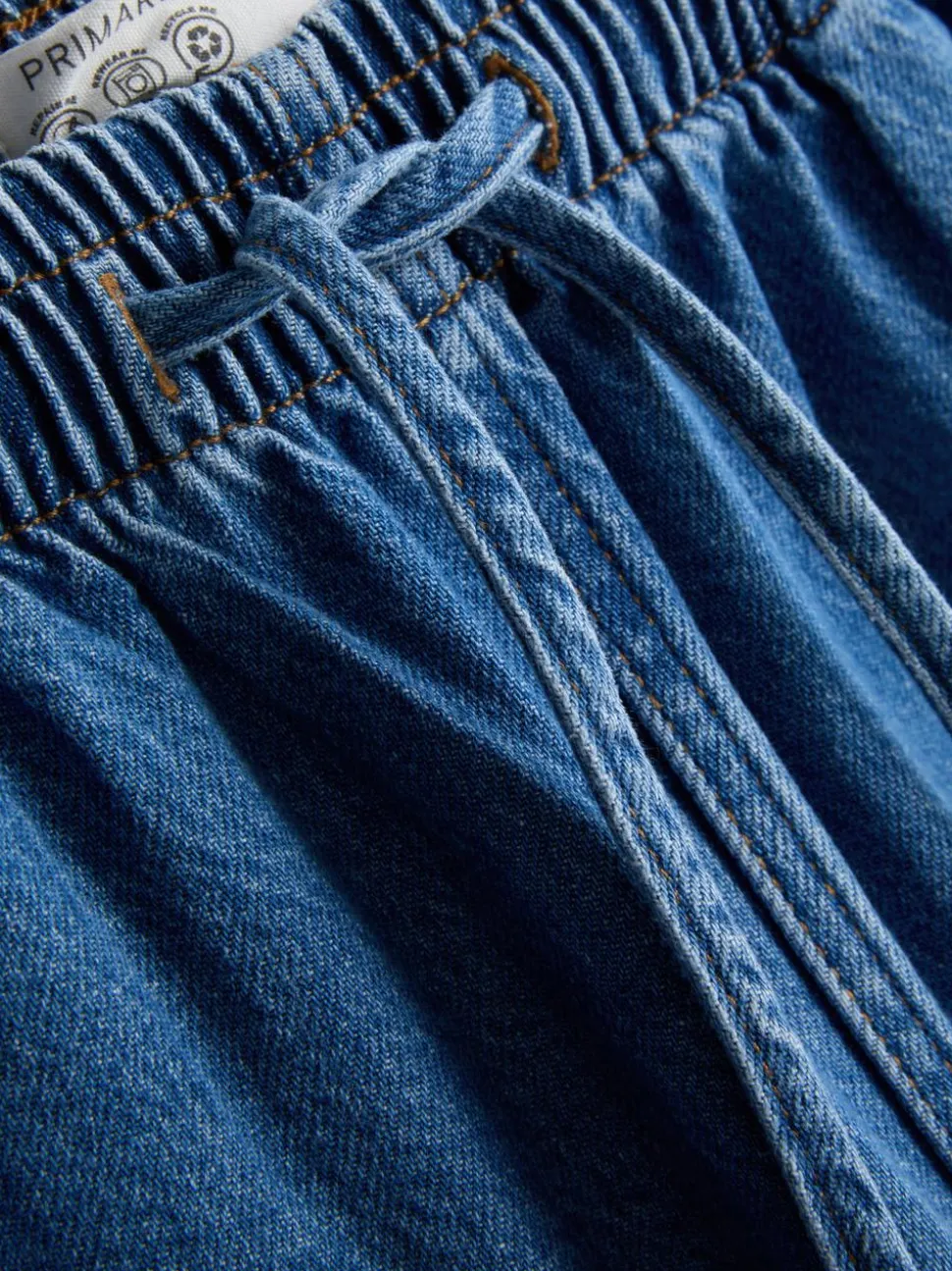 Jogginghose aus Baumwoll-Denim in konischer Form
