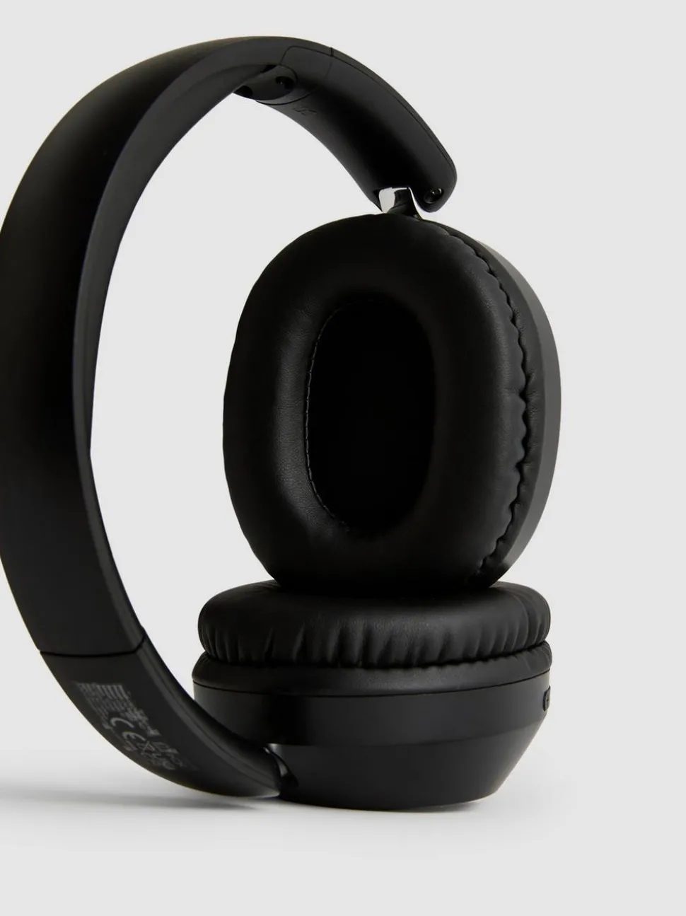 Kabellose Over-Ear-Kopfhörer