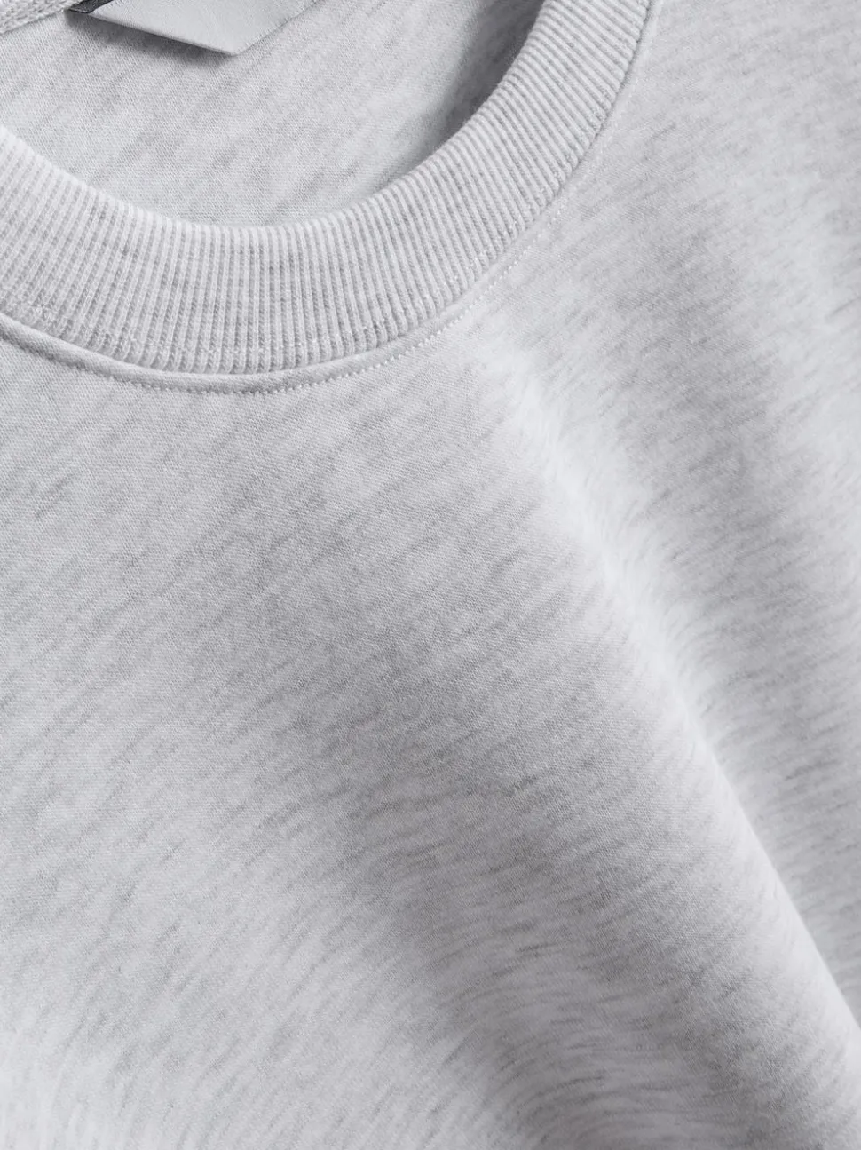Klassisches Sweatshirt mit Rundhalsausschnitt