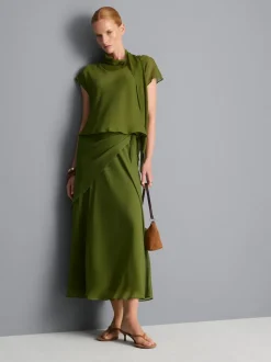 Kurzärmelige Bluse mit Schluppe