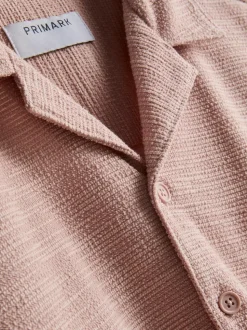 Kurzärmeliges, strukturiertes Shirt