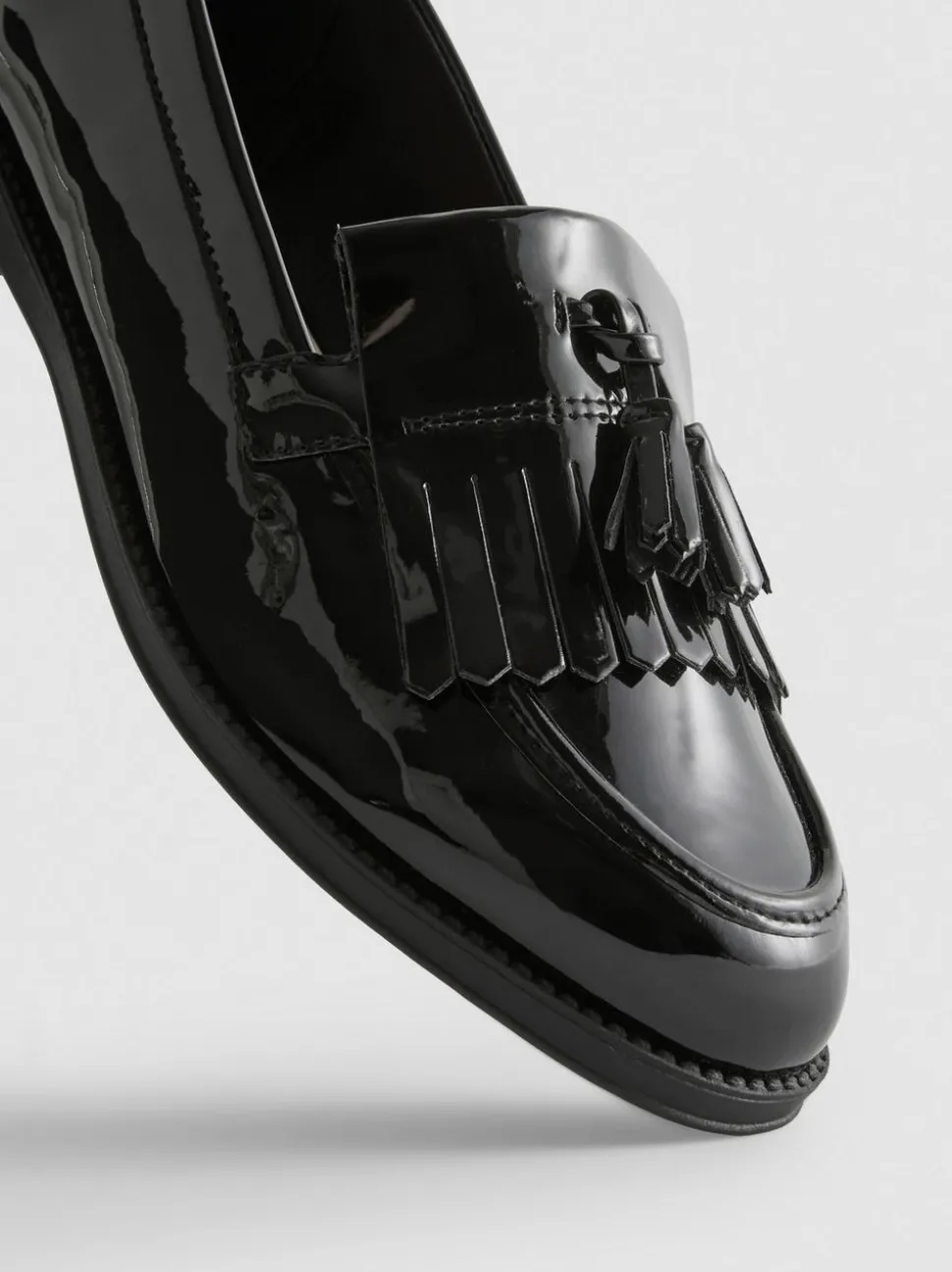 Lackloafer in weiter Passform