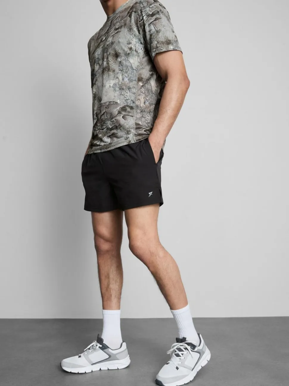 Laufshorts mit Kordelzug